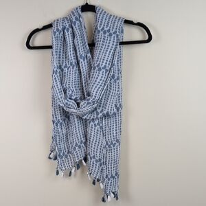 Spartina 449 Blue and White Patterned Linen Blend Scarf with Tassel Fringe